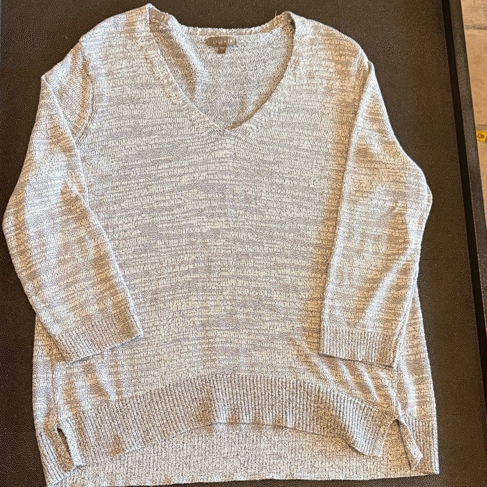 Lilla P Light Gray Deep V-Neck Sweater with silk blend size Large